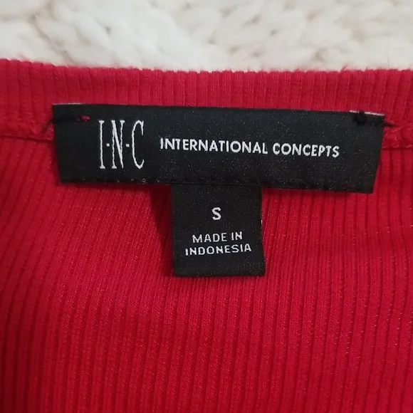 I.N.C asymmetrical top - Picture 4 of 4